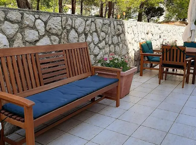 شقة Stokic
