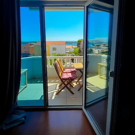 Stokic Apartment Rab Town